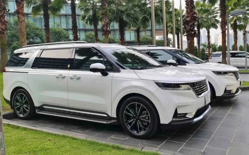 Thuê Xe KIA Carnival